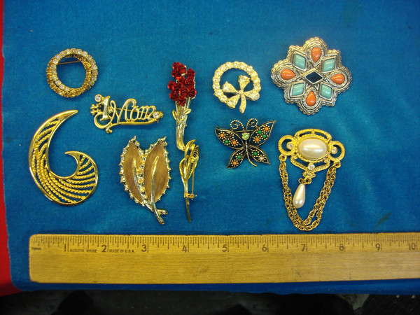 Vintage Costume Pin Collection (10 Pieces) - Unique & Usable Pins, Estate Jewelry Find