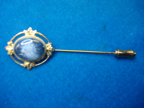 Vintage Stick Pin with Blue & White Stone - Elegant Design, Excellent Condition