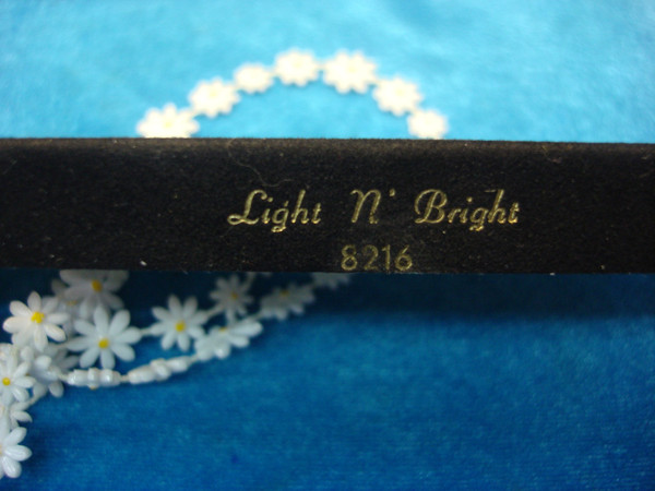 Vintage Sarah Coventry Light 'N Bright Daisy Jewelry Set (Necklace, Pin & Earrings) - Excellent Condition