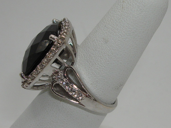 JWBR Sterling Silver Black Onyx & Topaz Pendant Necklace & Ring Set (Size 6.5)