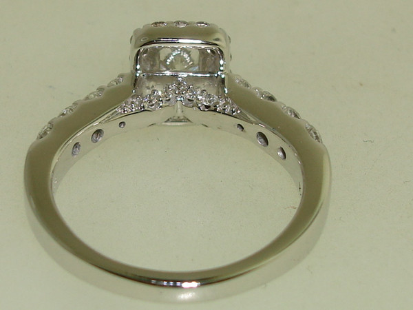 14K White Gold Halo Engagement Ring - 0.5ct Cushion Center Diamond, SI1 Clarity, Approx 1ctw