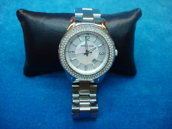 Michael Kors MK-5401 Women's Watch - MOP Dial, Stainless Steel Bracelet & CZ Stones