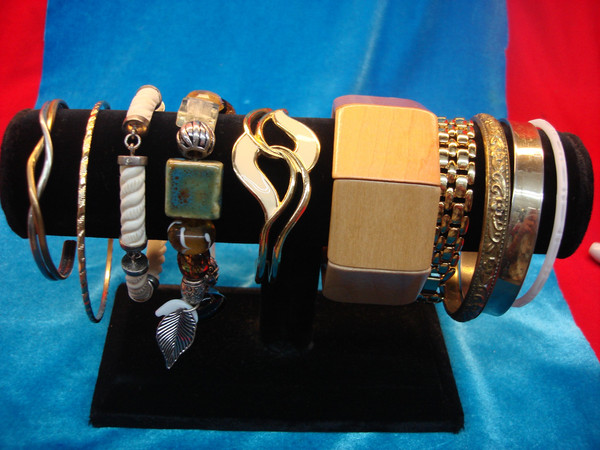 Estate Collection: 10 Unique Costume Bracelets - Vintage & Stylish #18