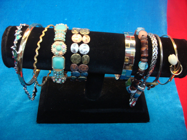 Estate Jewelry Find! 10 Vintage Costume Bracelets Lot - Sparkle & Style