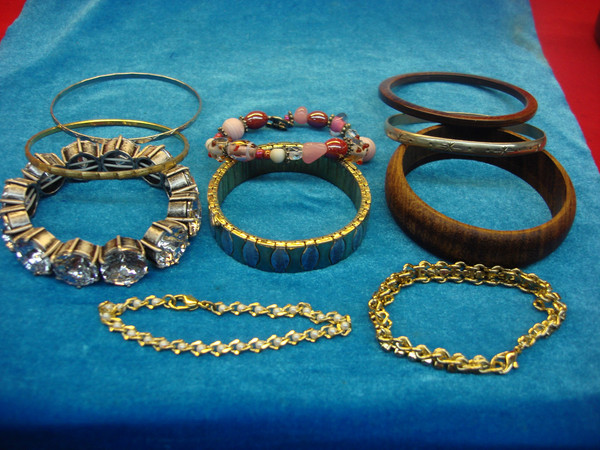 Vintage Estate Bracelet Lot of 10 - Costume Jewelry Variety Styles
