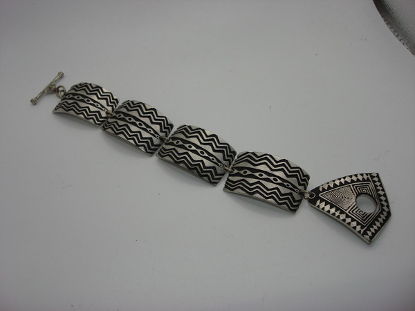 Vintage Alice Seely Pewter Bracelet (2000) - Artisan Crafted, Estate Find
