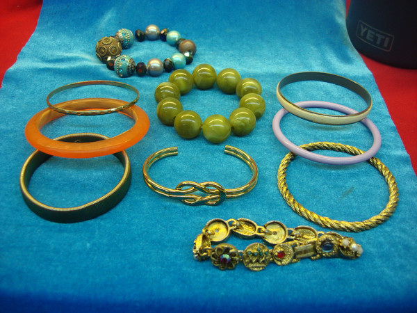 Vintage Estate Bracelet Lot of 10 - Costume Jewelry Assortment