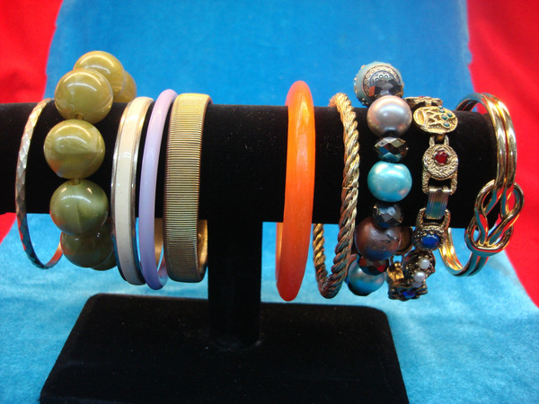 Vintage Estate Bracelet Lot of 10 - Costume Jewelry Assortment