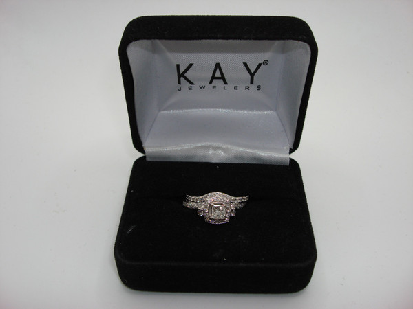 KAY JEWELERS 14K Solid Gold Wedding Ring Set - Princess Cut Diamond Engagement & Matching Band (Size 7.5/6.5)