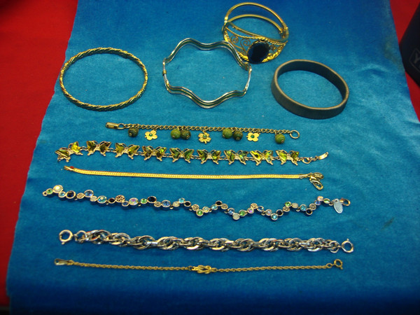 Estate Jewelry Find: 10 Vintage Costume Bracelets - Unique Lot #120