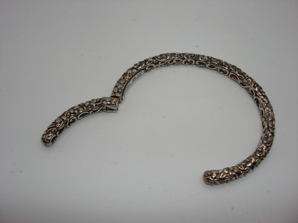 John Hardy Forget Me Knot Sterling Silver Hinged Bangle Bracelet (Signed Jai, 925)