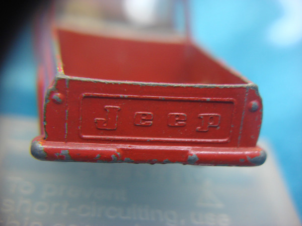 Vintage Matchbox Lesney No. 71B Jeep Gladiator Pickup (1964) - Mild Play Wear