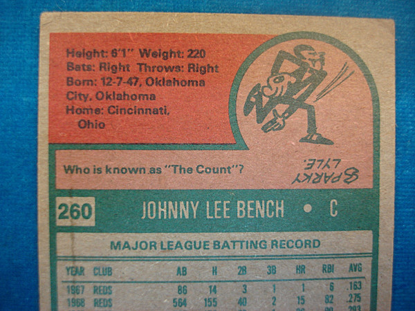1975 Topps Johnny Bench #260 Cincinnati Reds Baseball Card - Nice Condition
