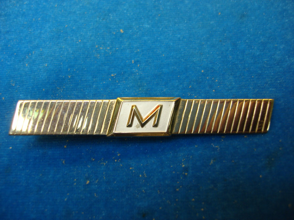 Vintage Hickok Gold Tone Cufflinks & Tie Clip Set with Letter M - Excellent Condition