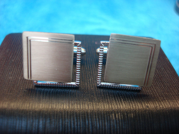 Vintage Anson Mod Design Cufflinks - Gold/Silver Tone, Excellent Condition, Original Box
