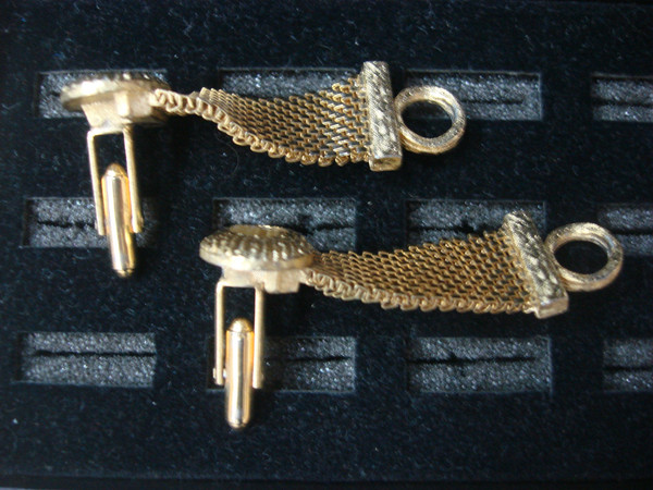 Vintage Gold Tone Tiger Eye Wrap-Around Cufflinks - Unique Character