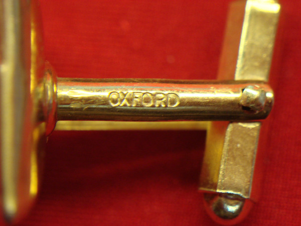 Vintage Oxford Gold Tone Tie Clip & Cufflinks Set - Pre-Owned, 2 3/4