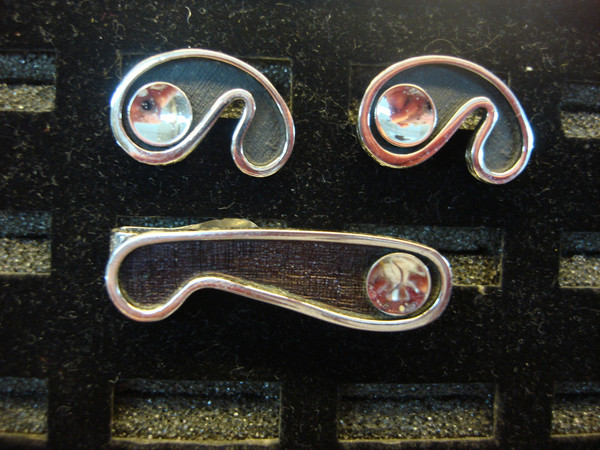 Vintage Mod Style Silver & Black Tie Clip & Cufflinks Set - 1 3/4 Inch