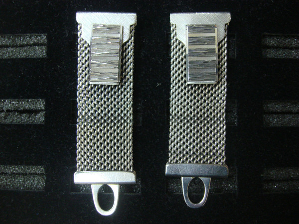 Vintage Silver-Tone Wrap Around Cufflinks - Classic Design