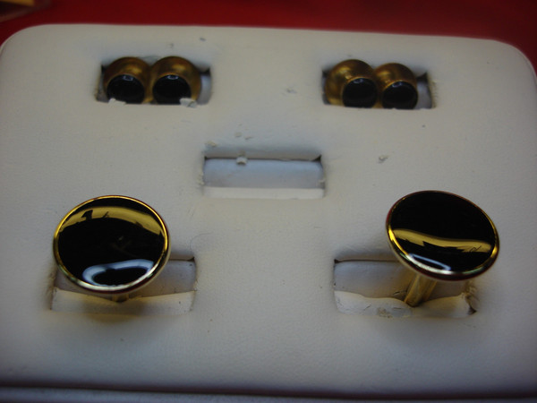 Vintage Gold Tone Onyx Cufflinks & Shirt Studs Set - Estate Jewelry #79