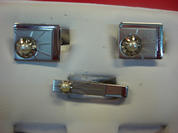 Vintage Silver Tone Faux Pearl Cufflinks & Tie Clip Set - #81