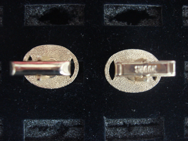 Vintage Swank Gold-Tone Mother-of-Pearl Cufflinks #109 - Excellent Condition