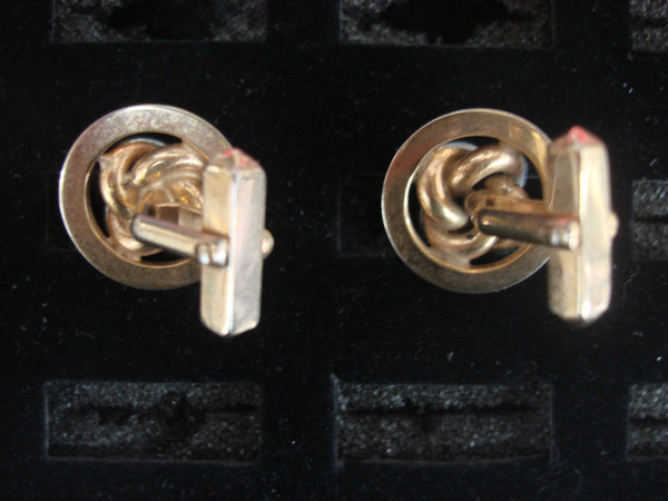 Vintage Gold-Tone Cufflinks - Unique Design, Excellent Condition