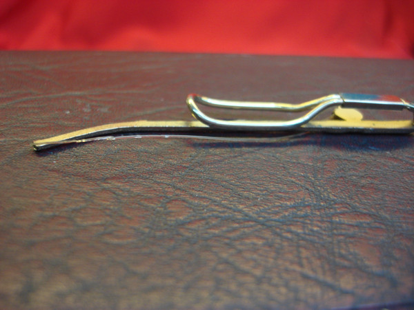 Vintage Gold Tone Fishing Rod Tie Clip - Unique & Collectible Mens Accessory
