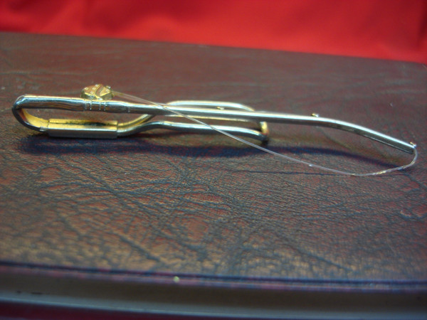 Vintage Gold Tone Fishing Rod Tie Clip - Unique & Collectible Mens Accessory