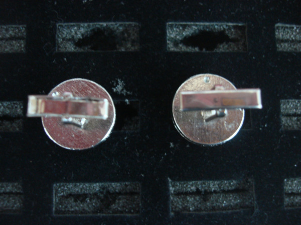 Vintage Silver-Tone Cufflinks with Black Stones - Classic Mens Accessories #119