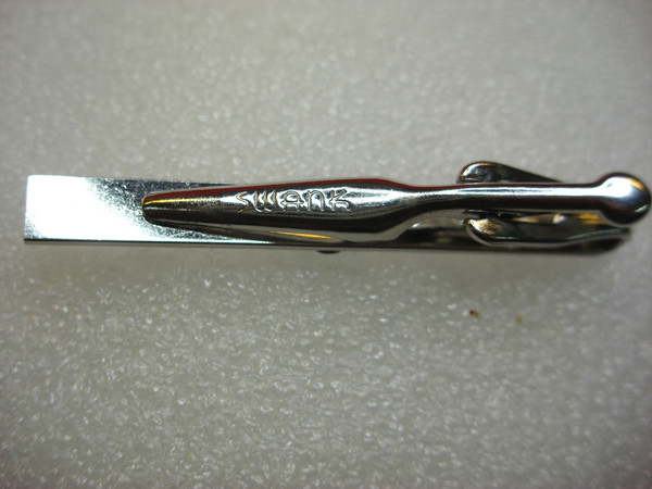 Vintage Silver Tone Tie Clip with Intricate Pattern & Dark Blue Stone - #128