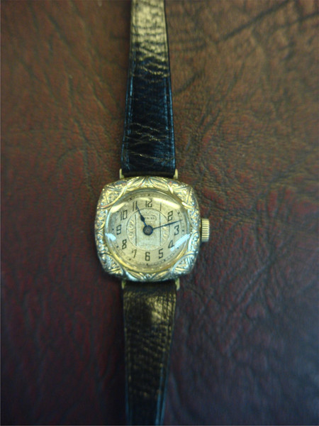 Vintage Mercer 14K White Gold Plated Wristwatch - Intricate Pattern, Excellent Condition