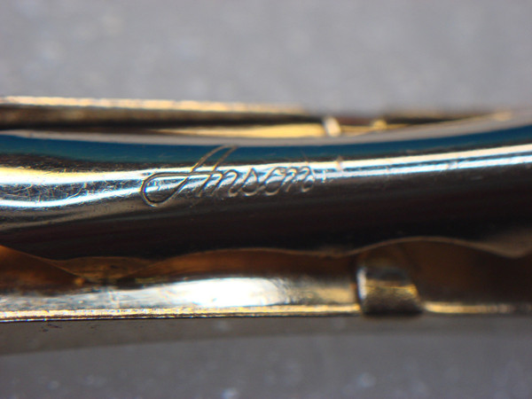 Vintage Gold Tone Tie Clip with Alligator Hide Insert - 2 Inch