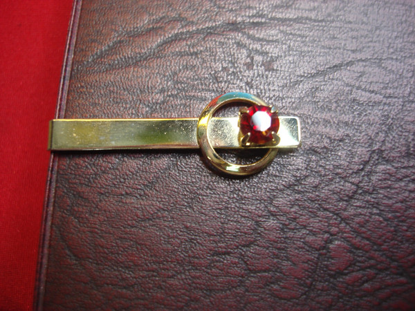 Vintage Gold Tone Tie Clip with Faux Garnet - Elegant 1.75 Inch Design