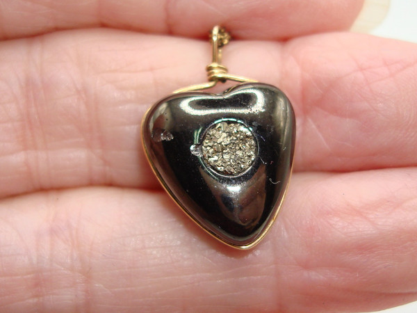 Antique Victorian Whitby Jet & Pyrite Heart Pendant Necklace - Estate Find