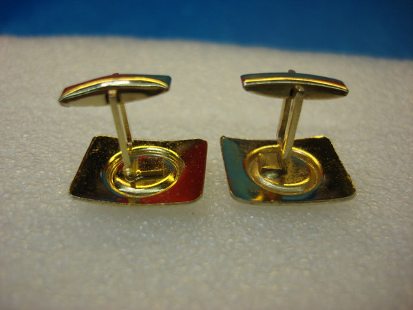 Vintage Swank Gold Tone Cufflinks with MOP Disk - Unique & Stylish Accessories