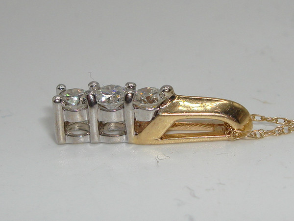 Elegant 14K Gold Diamond Pendant Necklace (0.5ct, G/H SI2)