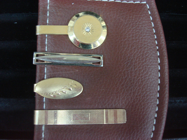 Vintage Gold Tone Tie Clips (4-Pack) - Pre-Loved & Ready to Shine!