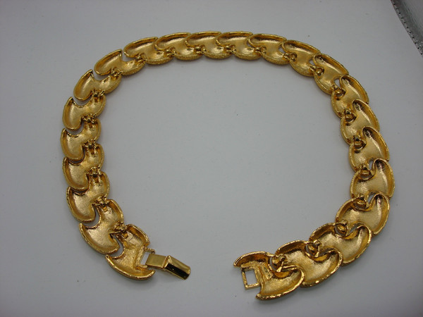 Vintage Park Lane Gold Tone Choker Necklace & Earrings Set - Near Mint Condition