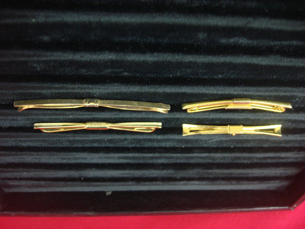 Vintage Gold Tone Collar Bar Stays Set of 4 - Unique & Unusual Lot #296