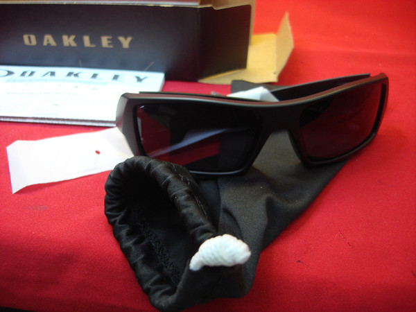 Oakley Gascan Sunglasses 03-473 - Matte Black Frame & Grey Lenses (New, NIB)