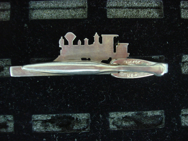 Vintage Hickok Silver-Tone Train Engine Tie Clip #325 - Unique Classic Charm