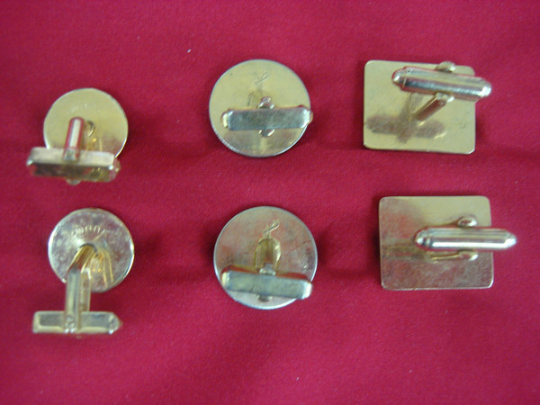 Vintage Gold Tone Cufflinks Set of 3 - Unique & Stylish Classic Design