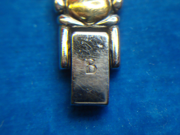 Bulova 98P11 Vintage Hearts Quartz Watch - Two-Tone Silver & Gold Bracelet, Casual Style