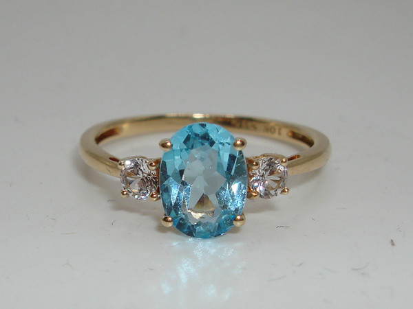 Blue Topaz Ring | 10K Solid Gold, Oval Cut, Size 7, Approx. 1.6ctw