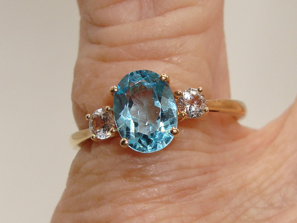 Blue Topaz Ring | 10K Solid Gold, Oval Cut, Size 7, Approx. 1.6ctw