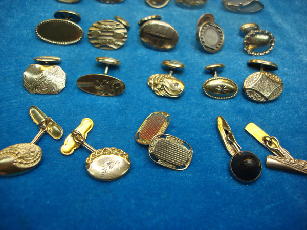 Vintage Gold Tone Cuff Links (Singles) - Extra Fancy - Set of 2