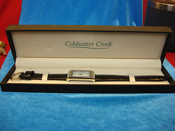 Coldwater Creek Pedre Quartz Wristwatch - Croc Tank Style, MOP Dial - New Battery