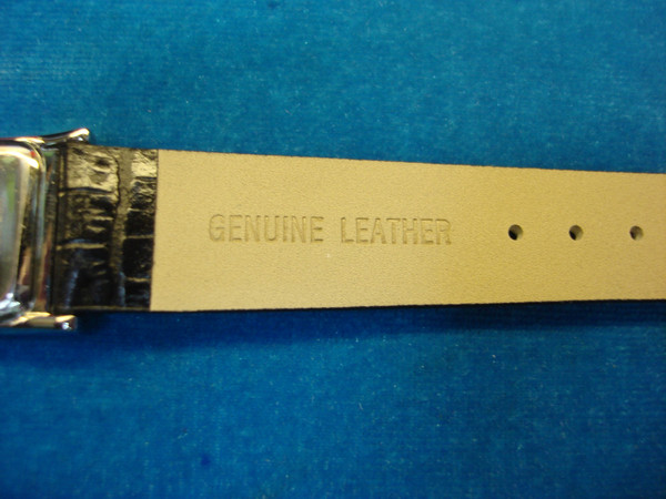 Coldwater Creek Pedre Quartz Wristwatch - Croc Tank Style, MOP Dial - New Battery