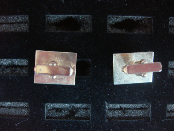 Vintage Swank Gold Tone Crown Cufflinks - 1 Pair (Excellent Condition)